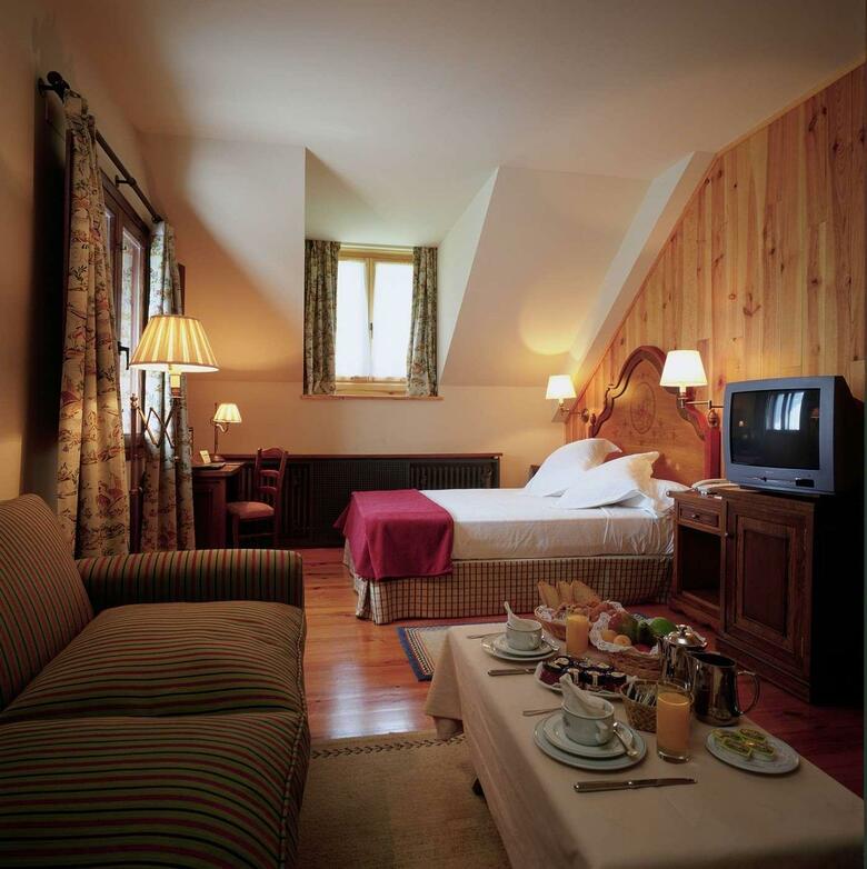 Hotel Parador De Bielsa