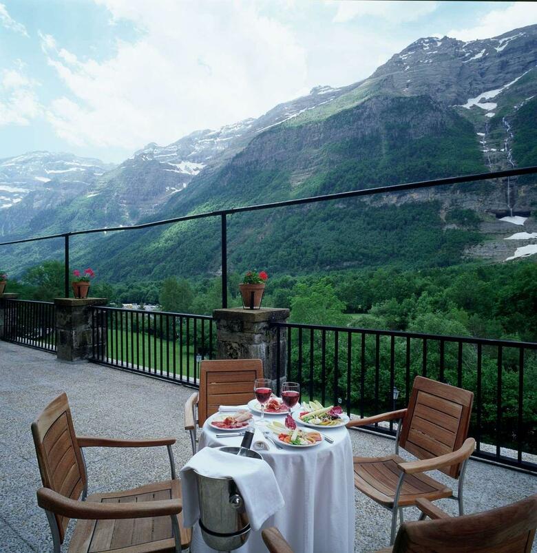 Hotel Parador De Bielsa