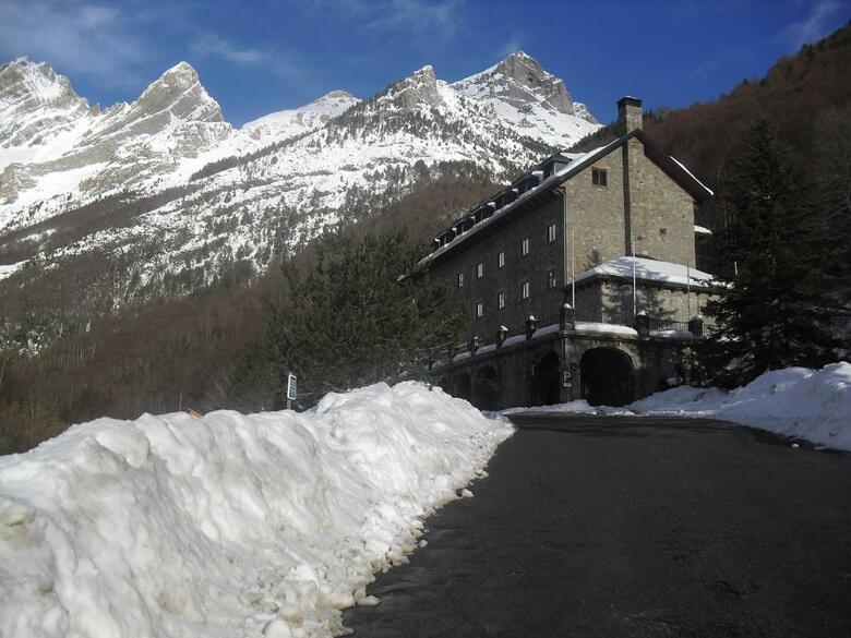 Hotel Parador De Bielsa