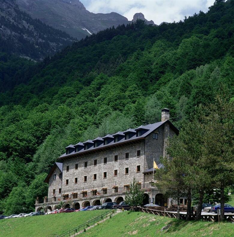 Hotel Parador De Bielsa