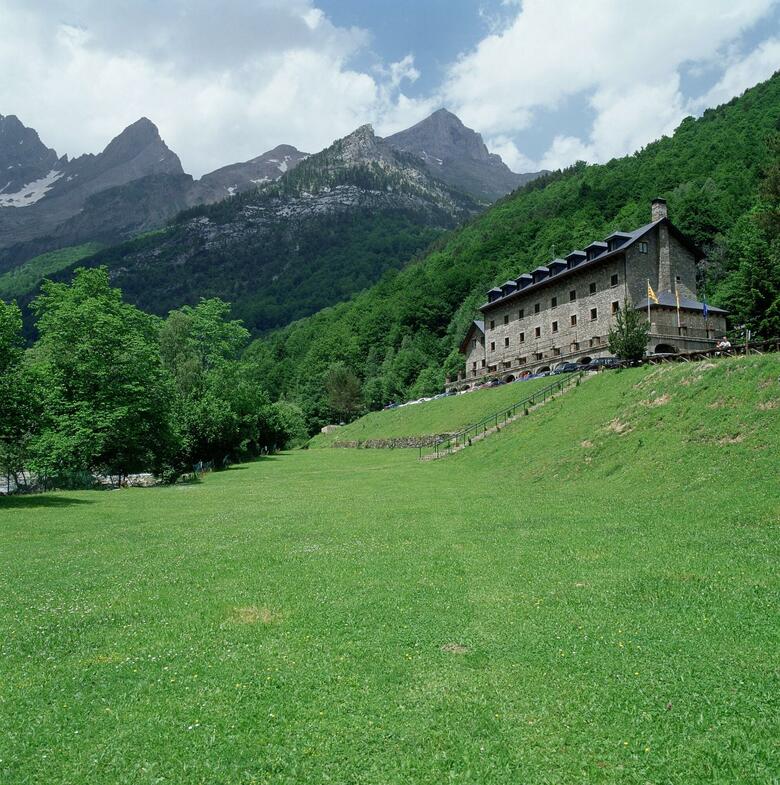 Hotel Parador De Bielsa