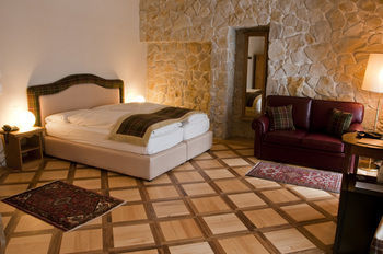 Hotel Bernina