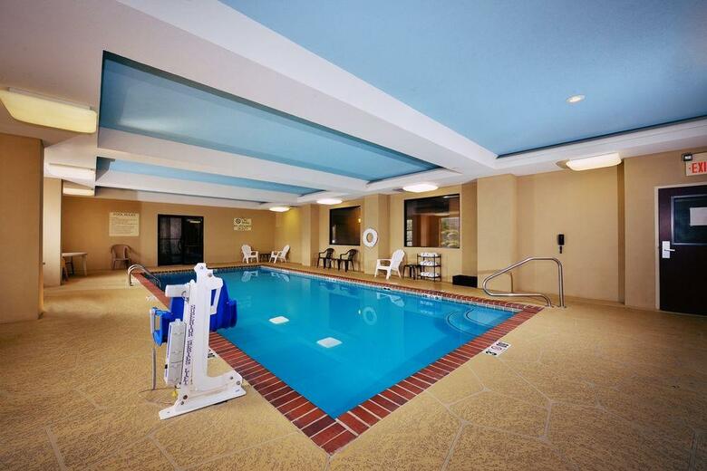 Hotel Comfort Inn And Suites (Little Rock)