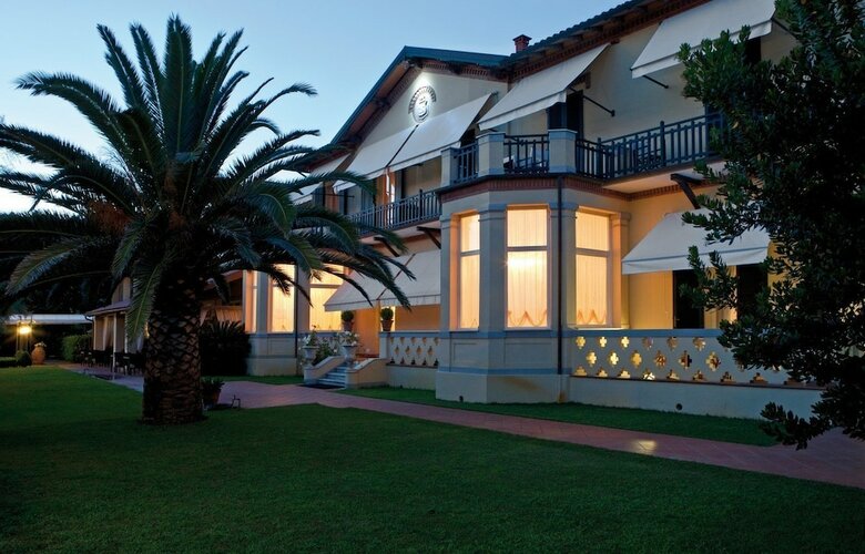 Hotel Byron