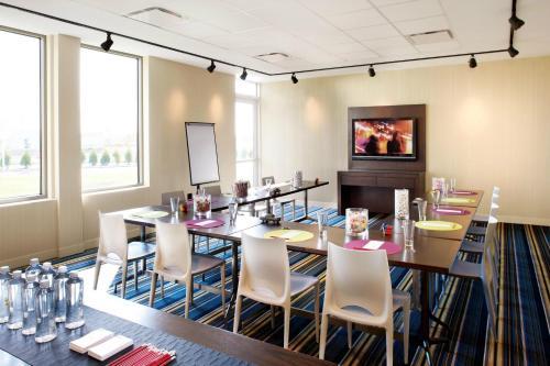 Hotel Aloft Syracuse Inner Harbor
