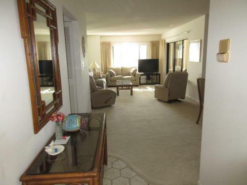 Sandarac #411a Apartment