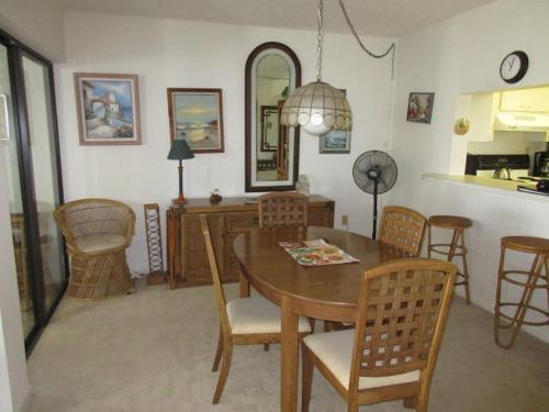 Sandarac #411a Apartment