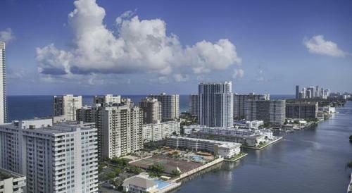 Apartamento Beachwalk Resort By Miami Management