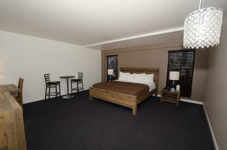 Thunderbird Boutique Hotel