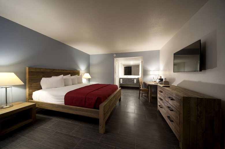 Thunderbird Boutique Hotel