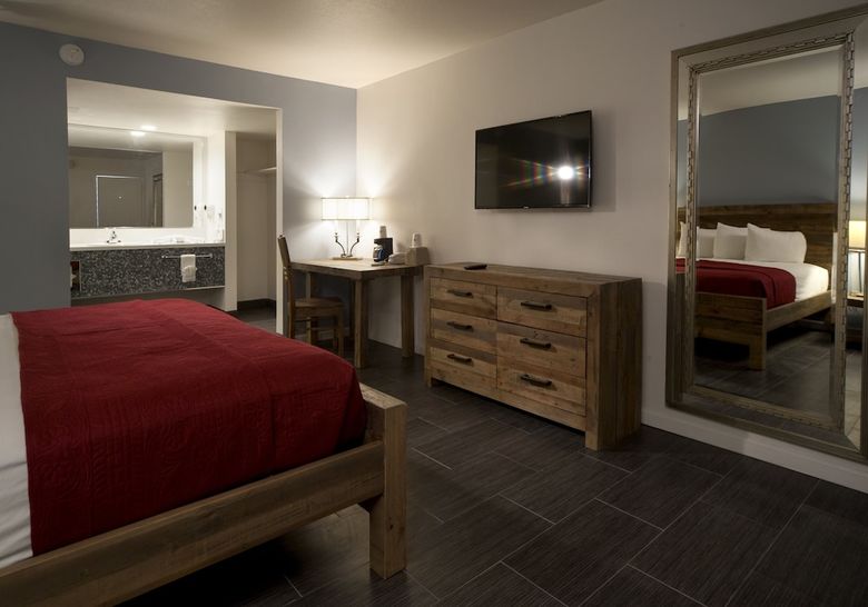 Thunderbird Boutique Hotel
