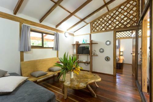 Passion Fruit Lodge