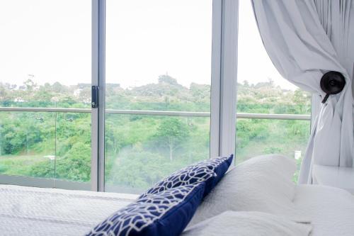 Apartamento Charming Two Bedroom With River View