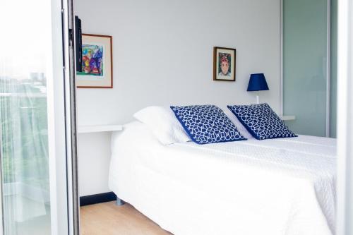 Apartamento Charming Two Bedroom With River View