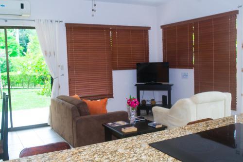 Quepos Tropical Villa #4
