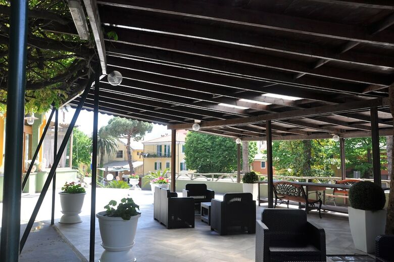 Residence Hotel Moneglia