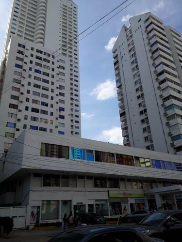 Apartamento Apt Edificio Los Delfines Playa