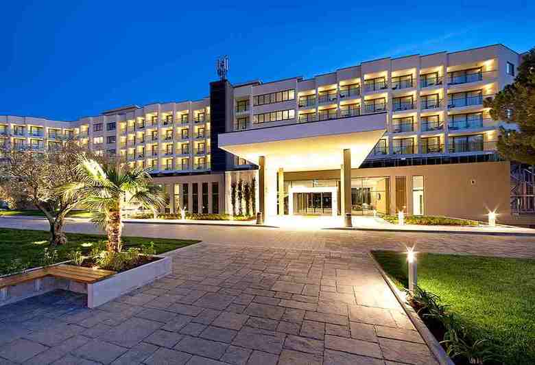 Hotel Laguna Materada