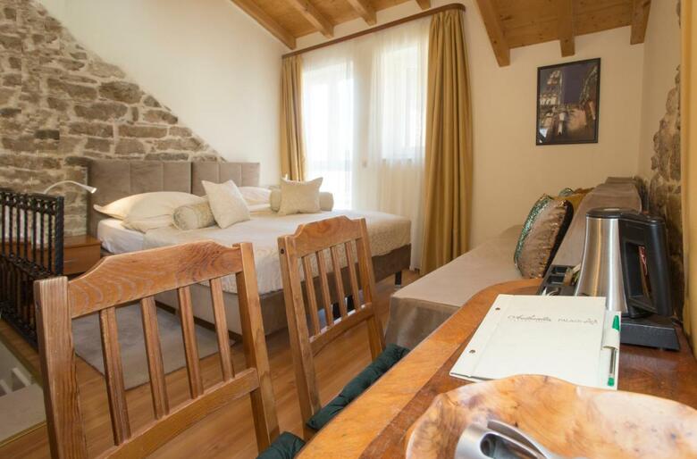 Hotel Authentic Luxury Rooms