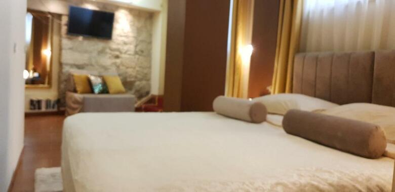 Hotel Authentic Luxury Rooms