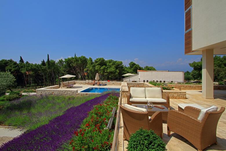 Hotel Velaris