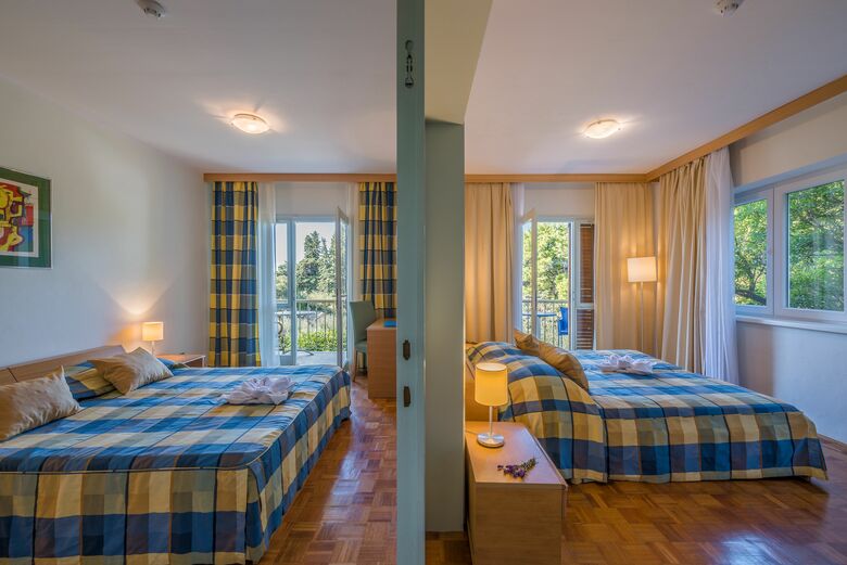 Hotel Velaris