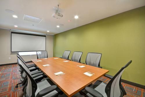 Hotel Home2 Suites By Hilton Dallas North Park