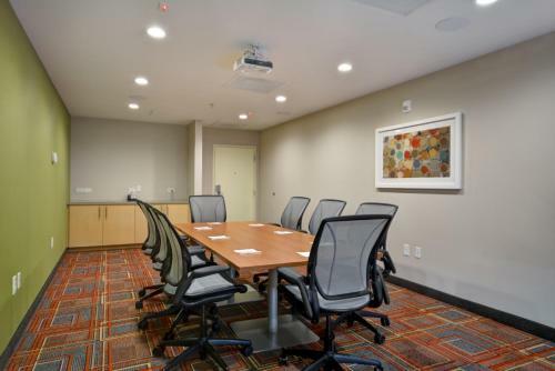 Hotel Home2 Suites By Hilton Dallas North Park