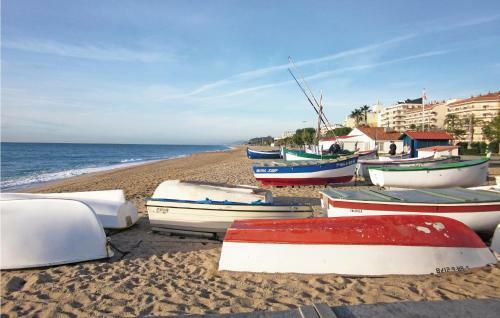 Holiday Apartment Pineda De Mar 4