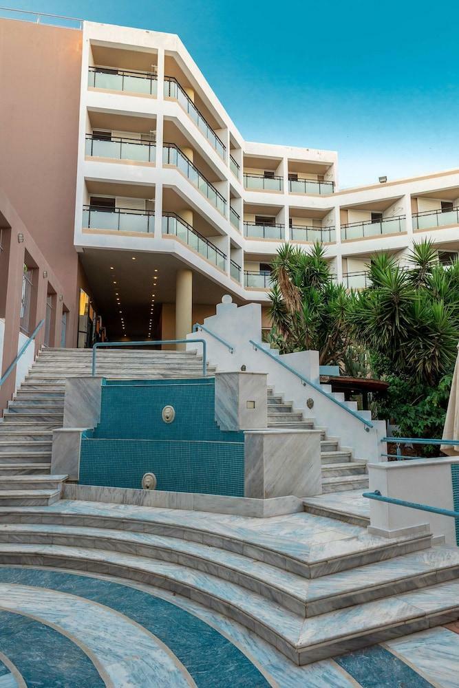 Hotel Santa Marina