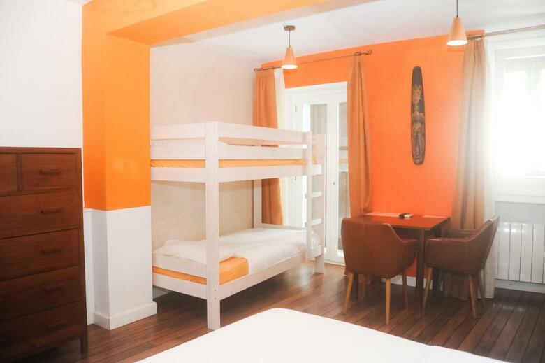 Hostal Boabdil Guesthouse