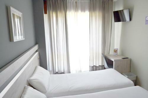 Hotel Hostal Alda Puerta Coru�a