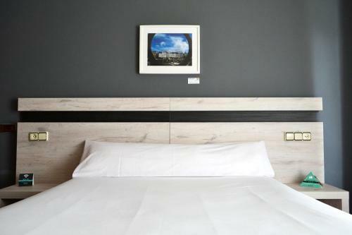 Hotel Hostal Alda Puerta Coru�a