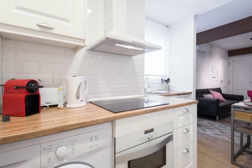 Malagasuite Showroom Apartments New!.center