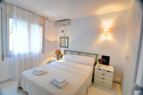 Can Cristina By Helloapartments