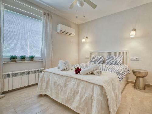 Holiday Home Petite Fleur