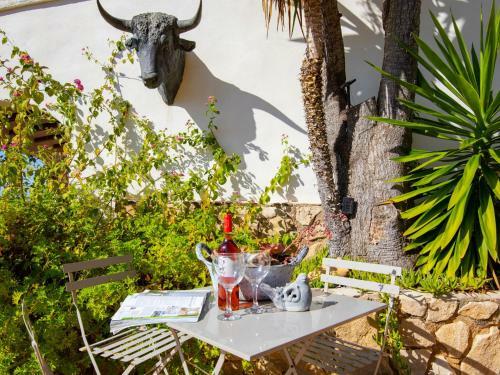 Holiday Home Petite Fleur