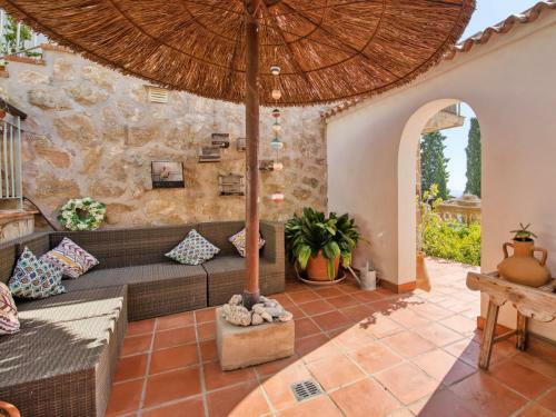 Holiday Home Petite Fleur