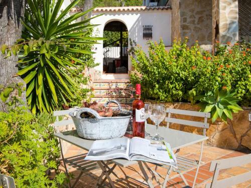 Holiday Home Petite Fleur