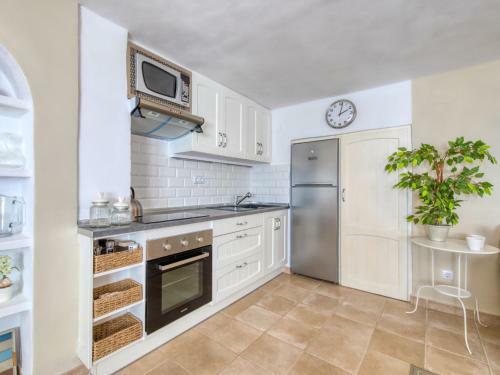 Holiday Home Petite Fleur