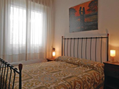 Two-bedroom Apartment Tossa De Mar With A Fireplace 03