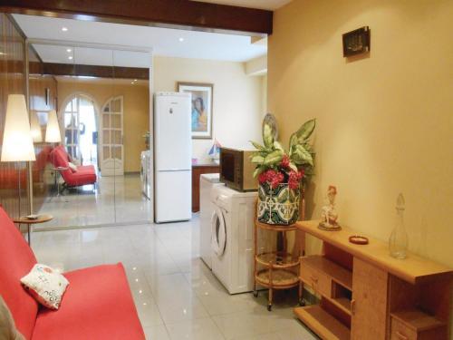 Two-bedroom Apartment Tossa De Mar With A Fireplace 03