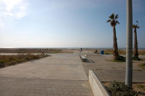 Apartamento Lets Holidays New Flat Beachfront In Castelldefels