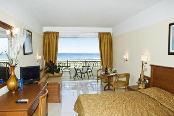 Hotel Vantaris Palace