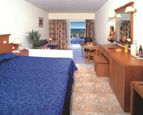 Hotel Vantaris Palace