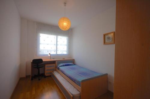 Lets Holidays Cozy Pool Apartment