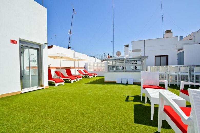 Apartamento The Zentral Arenal Suites