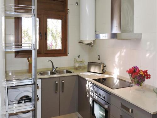 Four-bedroom Holiday Home Miami Playa 0 06