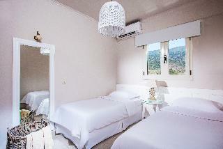 Notos Hotel & Suites