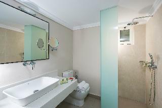 Notos Hotel & Suites